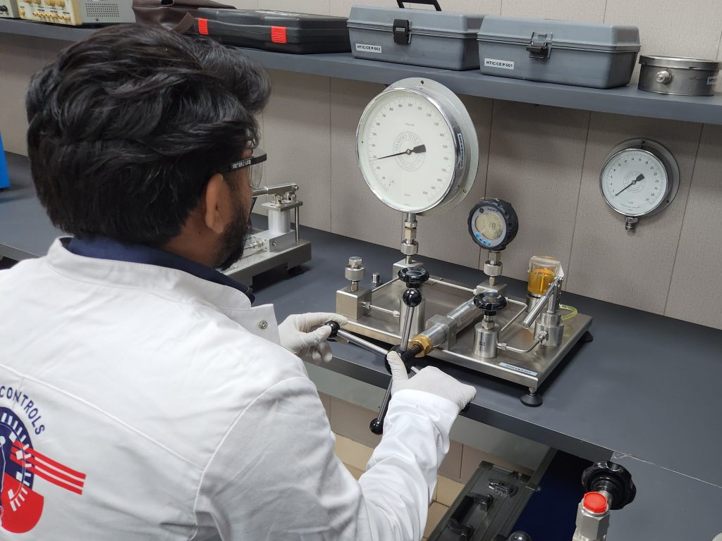 pressure calibration iso17025 pnac pakistan hitech calibration